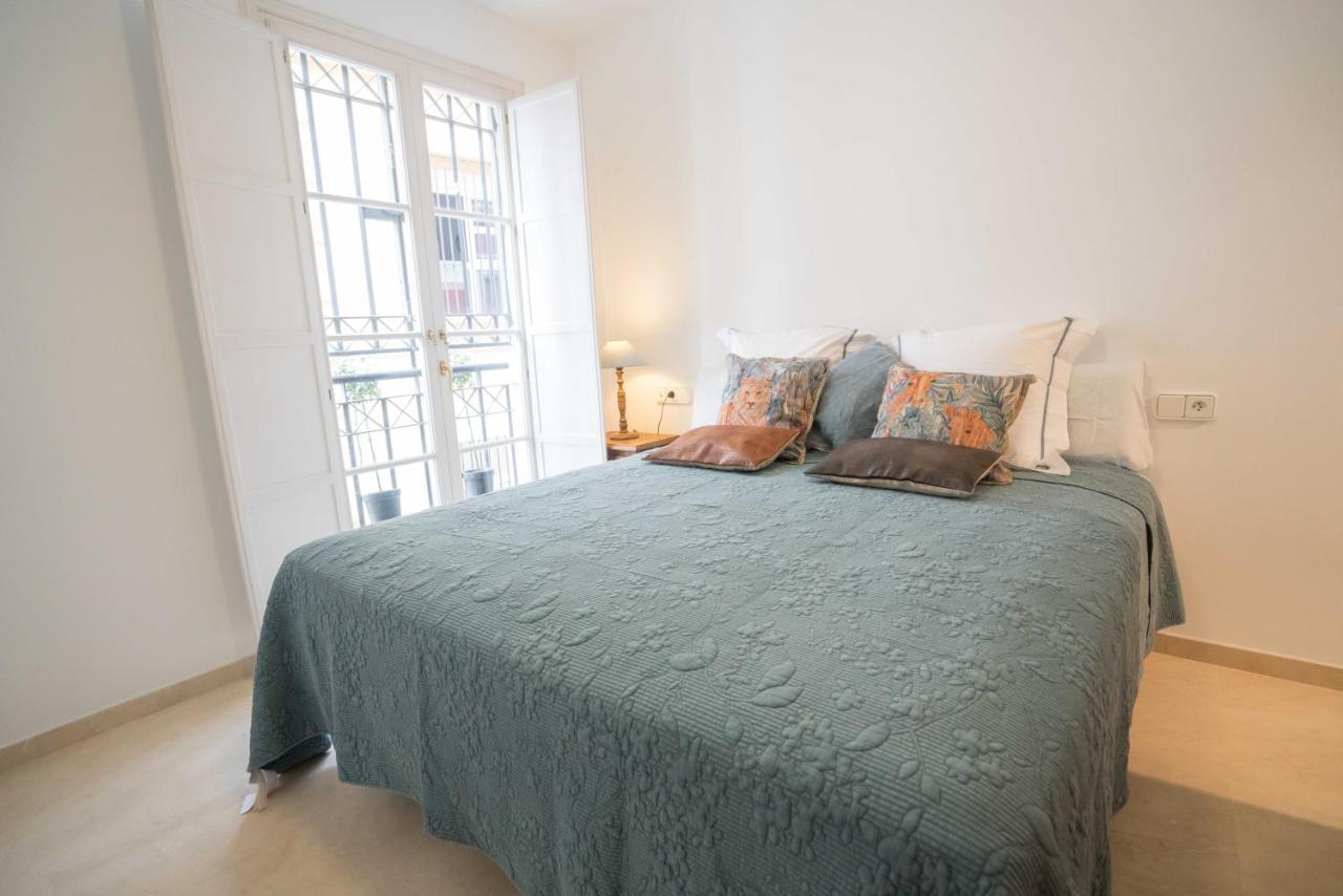 Appartement New Luxury Conde de Ibarra à Séville Extérieur photo
